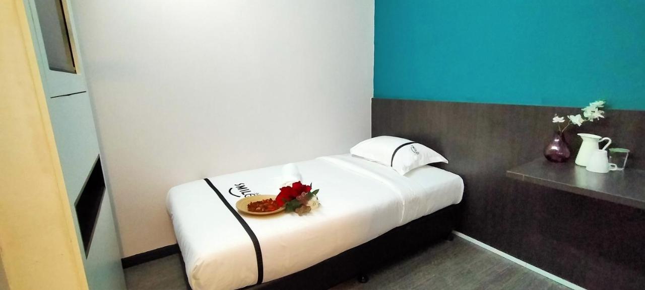 Smile Hotel Petaling Jaya SS2 Buitenkant foto